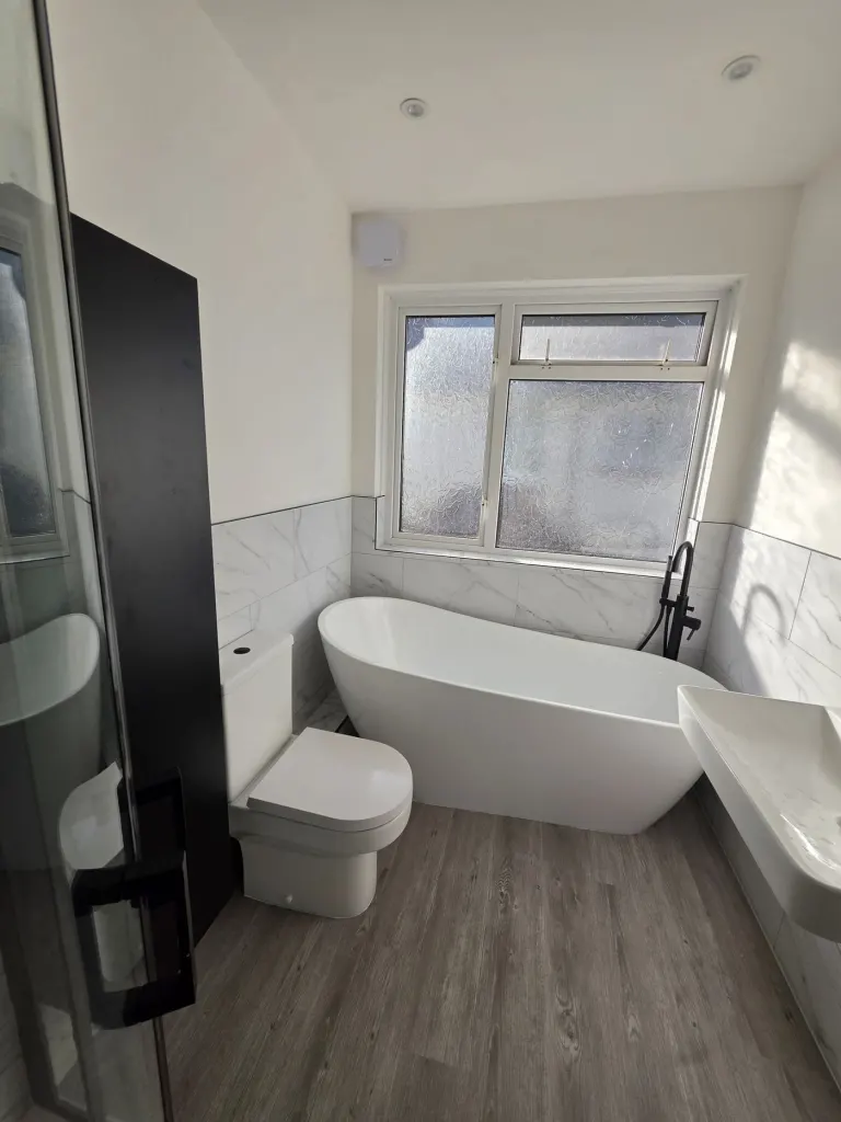 Bathroom refit with black fittings – Bathrooms