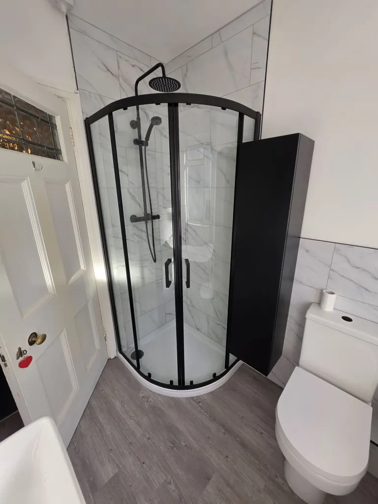 Bathroom refit with black fittings – Bathrooms