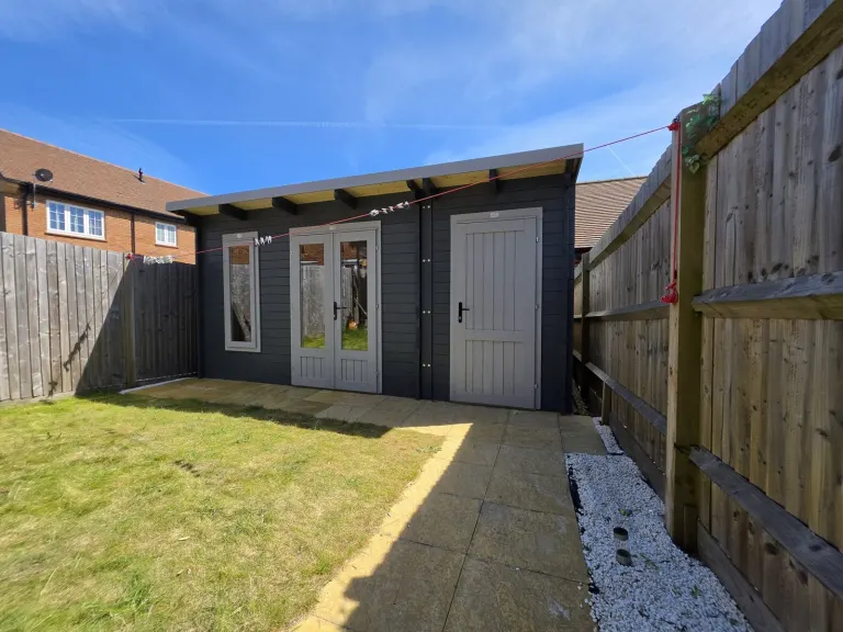 Garden log cabin – Garden & outdoor